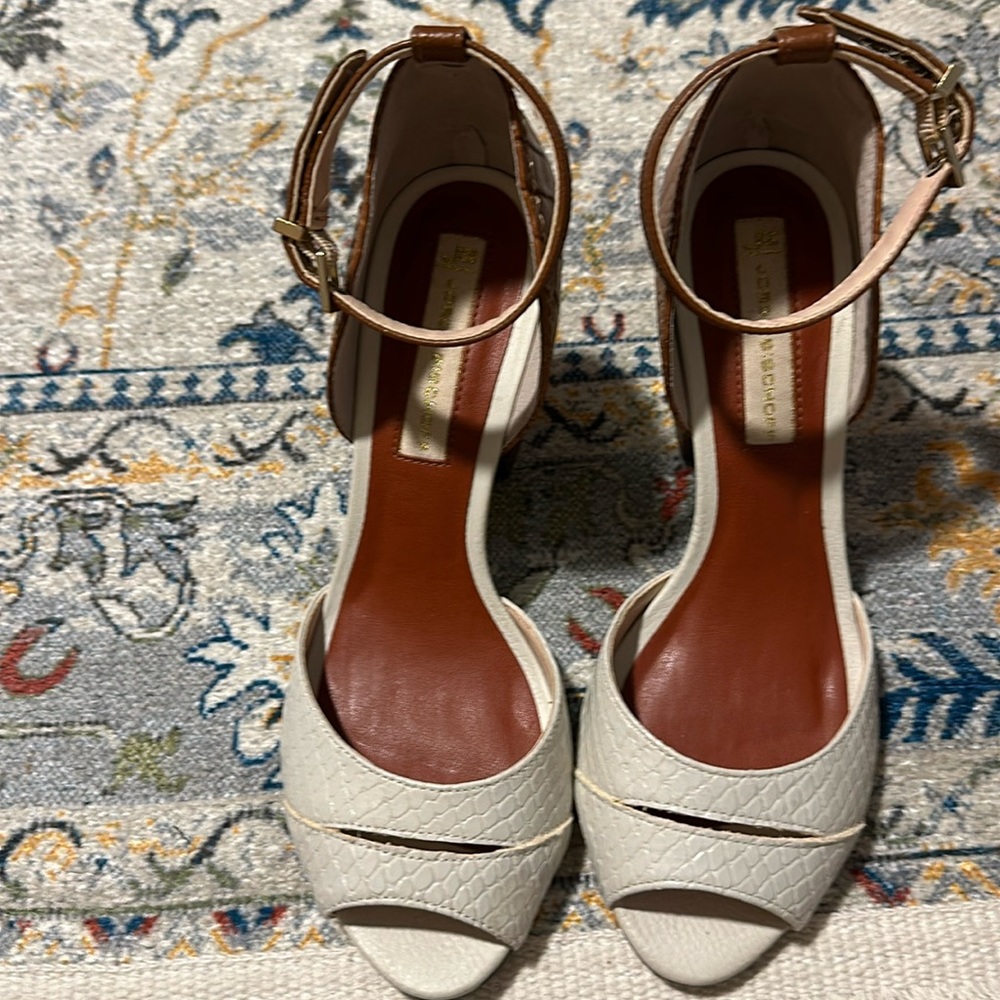 Jorge Bischoff womens  sandals size 35